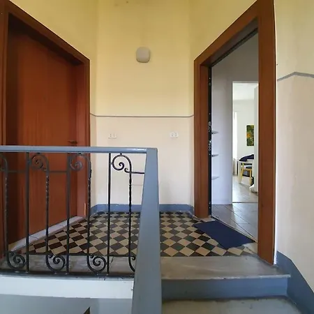 Apartment The Yellow